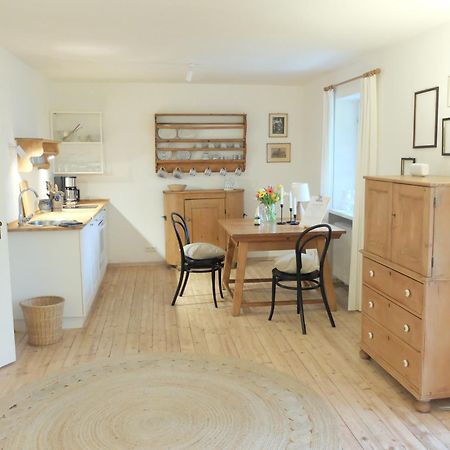 Gartenstudio-Apartment Tausendfreund - Adults Only - Am Chiemsee يبريتيبرون أم تشيمسي المظهر الخارجي الصورة