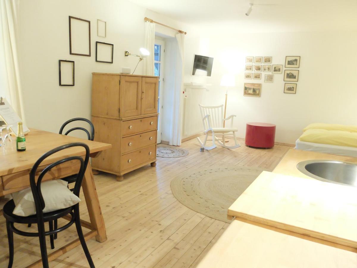 Gartenstudio-Apartment Tausendfreund - Adults Only - Am Chiemsee يبريتيبرون أم تشيمسي المظهر الخارجي الصورة